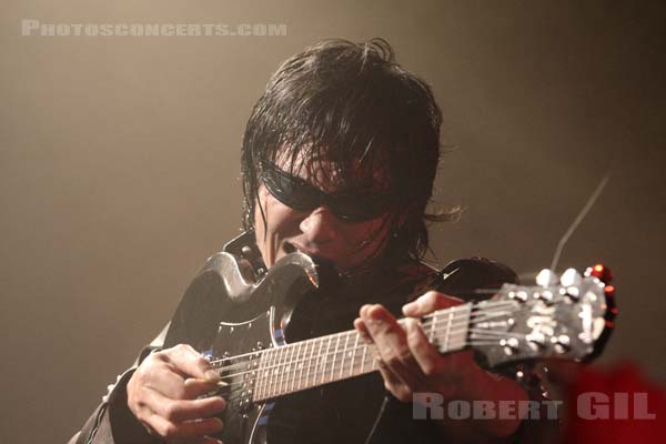 GUITAR WOLF - 2007-07-09 - PARIS - La Maroquinerie - 